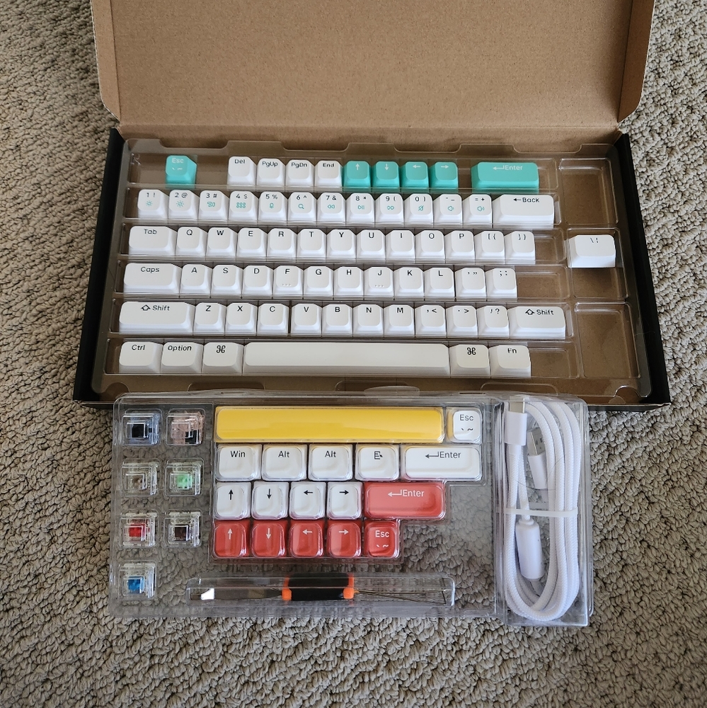 (New) Nuphy Halo65 mechanical keyboard keycaps + more